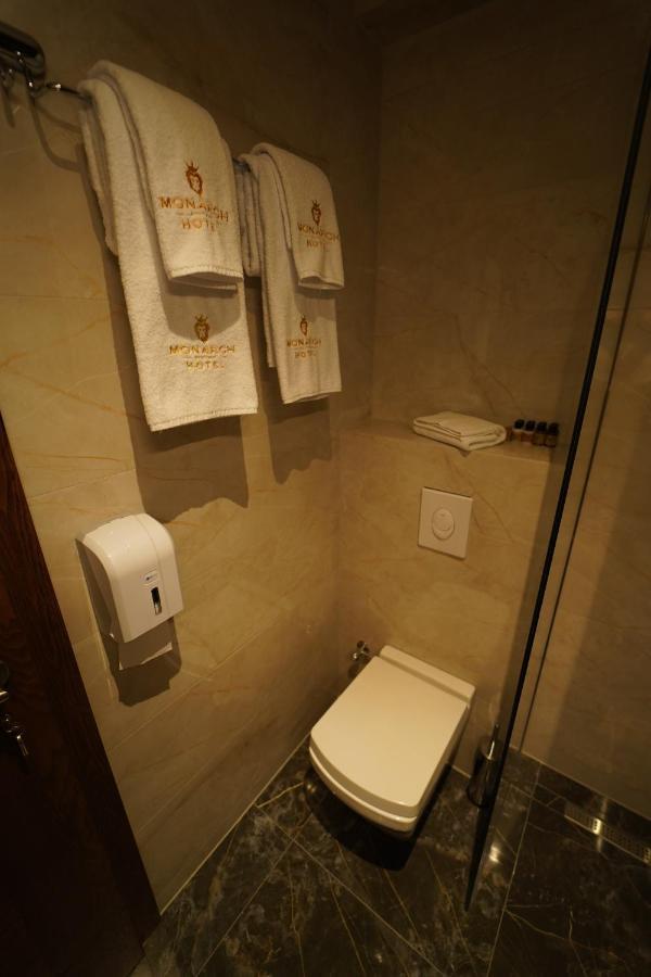 Monarch Hotel Prizren Bagian luar foto
